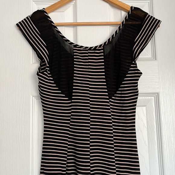 Black/white with mesh detailing dress - Picture 3 of 4